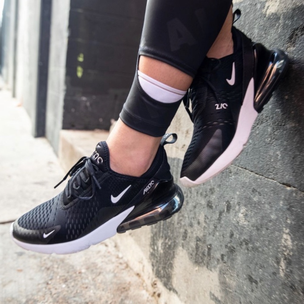 WOMEN NIKE AIR MAX 270 BLACK WHITE GIRLS WOMANS UNISEX